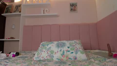 Stefa Gomez  online show from 5, 2, 2026