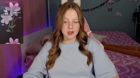 Snapshot of stefaniyaaa chatting on 2, 10, 2025 stefa online show from 2, 10, 2025