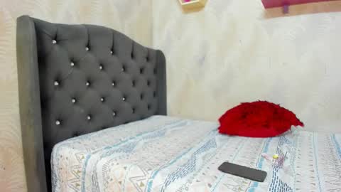 Snapshot of stefanny_vv chatting on 8, 3, 2026 STEFANNY online show from 8, 3, 2026