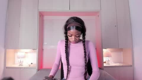 Snapshot of stefannyevans_ chatting on 15, 7, 2026 stefannyevans_ online show from 15, 7, 2026