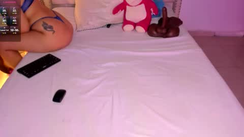 Snapshot of steffany_lopez_ chatting on 10, 9, 2025 steffany_lopez_ online show from 10, 9, 2025