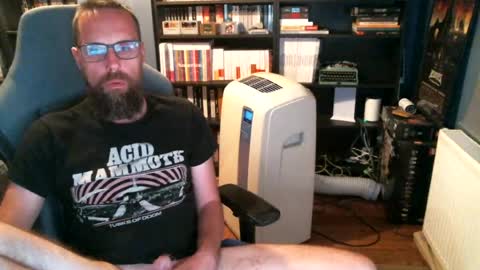 Snapshot of stefffg chatting on 24, 7, 2026 MeStef online show from 24, 7, 2026