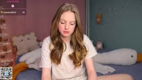 Snapshot of steffi_meoww chatting on 7, 1, 2026 STEFI Streams every day from 10 PM GTM1 online show from 7, 1, 2026