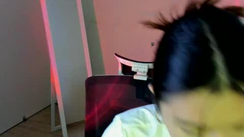 Snapshot of steffi_xo chatting on 16, 12, 2025 Steffi online show from 16, 12, 2025