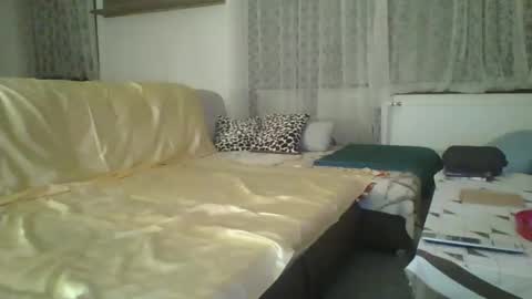 steki038434 online show from 19, 1, 2025