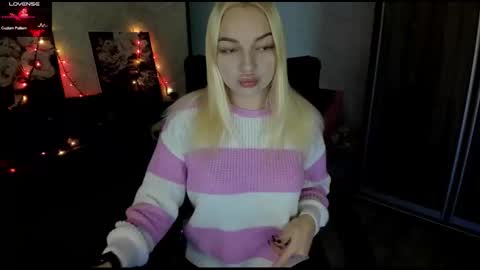Stella  Cox online show from 30, 10, 2025