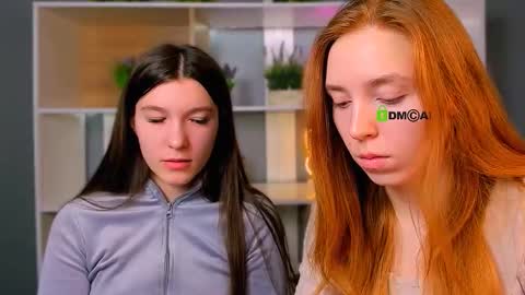 Snapshot of stella_flower chatting on 3, 3, 2026 stella_flower online show from 3, 3, 2026