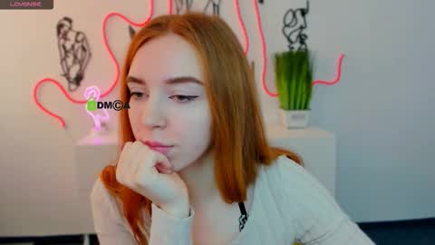 Snapshot of stella_flower chatting on 11, 3, 2026 stella_flower online show from 11, 3, 2026