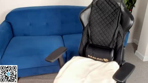 Snapshot of stella_leee chatting on 25, 6, 2026 Stella Leee online show from 25, 6, 2026