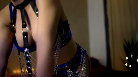 Stella online show from 3, 2, 2025