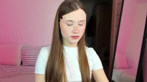 stella_sunny online show from 13, 11, 2025