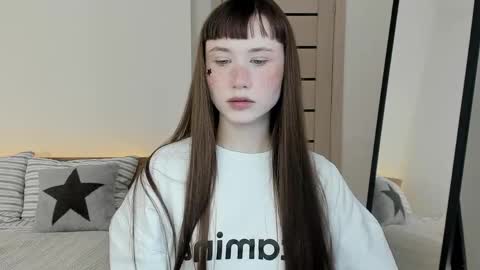 stella_sunny online show from 5, 4, 2026
