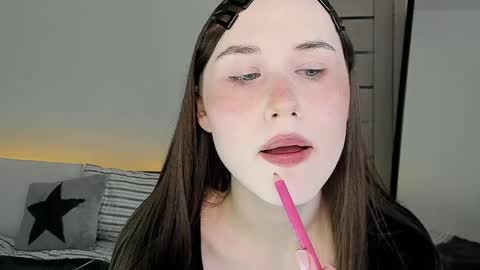 Snapshot of stella_sunny chatting on 24, 5, 2026 stella_sunny online show from 24, 5, 2026