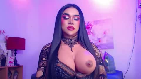 CALL ME STELLA online show from 7, 5, 2026