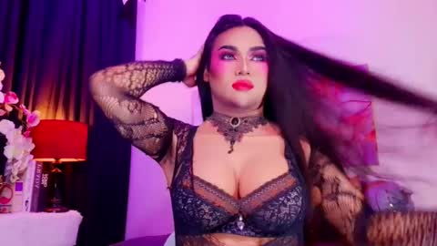 CALL ME STELLA online show from 21, 7, 2026