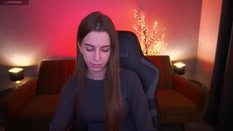 stellahoneywell online show from 30, 11, 2025