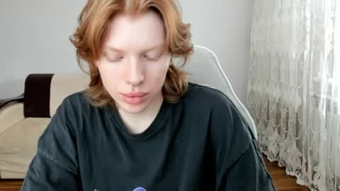 S T E L L A online show from 27, 4, 2026