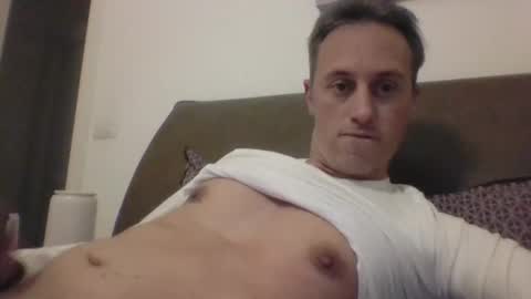 Snapshot of sten015 chatting on 28, 12, 2024 sten015 online show from 28, 12, 2024