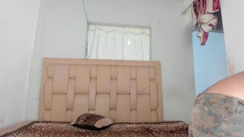 Stepcouple   online show from 26, 1, 2025