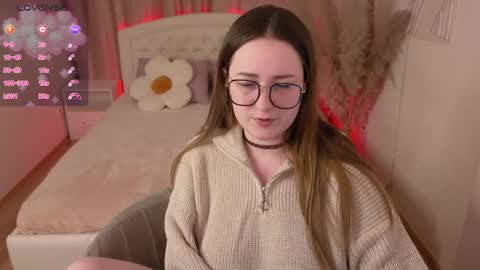 Snapshot of steph_sweet chatting on 14, 12, 2024 Emma online show from 14, 12, 2024