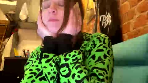 Snapshot of steph_sweet chatting on 6, 1, 2025 Emma online show from 6, 1, 2025