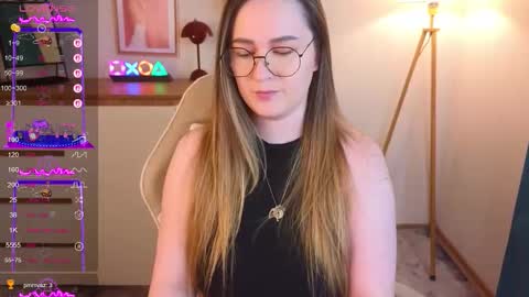 Snapshot of steph_sweet chatting on 30, 9, 2025 Emma online show from 30, 9, 2025