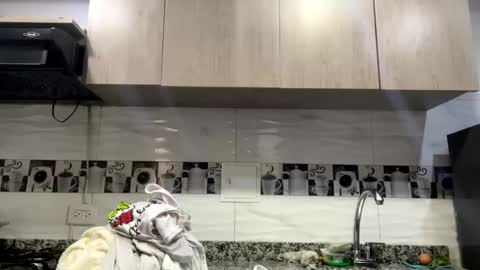 Emma online show from 10, 2, 2025