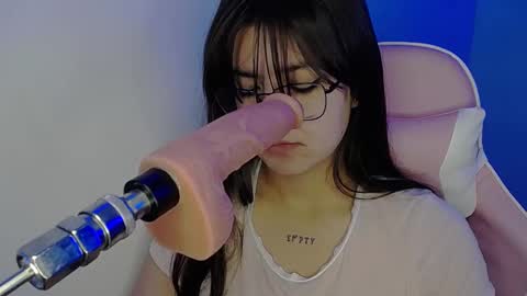 Emma online show from 17, 2, 2025