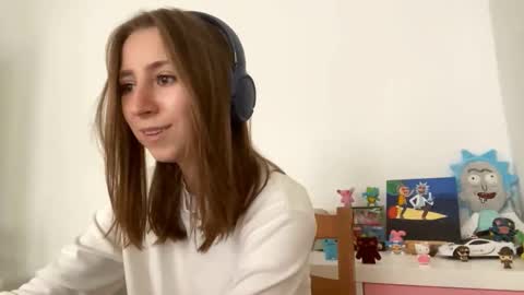 Snapshot of stephanerhule chatting on 20, 10, 2025 Emilia online show from 20, 10, 2025