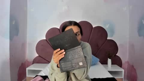 Snapshot of stephani_sweet chatting on 15, 3, 2026 Stefff online show from 15, 3, 2026