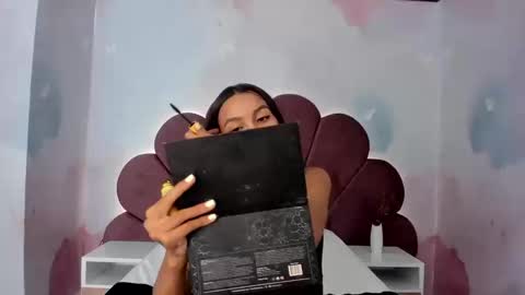 Snapshot of stephani_sweet chatting on 20, 3, 2026 Stefff online show from 20, 3, 2026