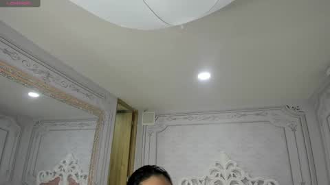         online show from 12, 2, 2025