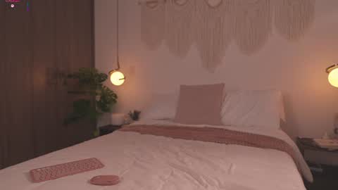 Snapshot of stephania_let chatting on 3, 8, 2026 stephania_let online show from 3, 8, 2026