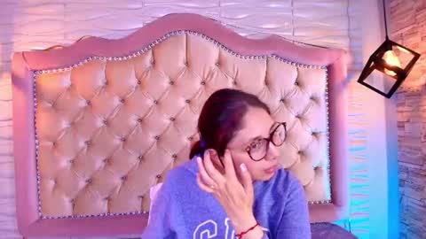 Stephaniesun  online show from 28, 7, 2026
