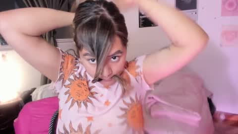 Stephanie  online show from 18, 2, 2026