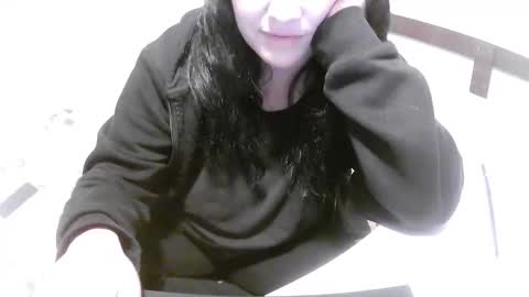 Snapshot of stephany_s chatting on 15, 10, 2025 Stephany online show from 15, 10, 2025