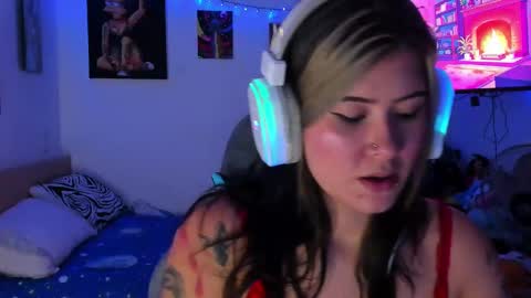 Stephany  independient model  online show from 10, 2, 2025