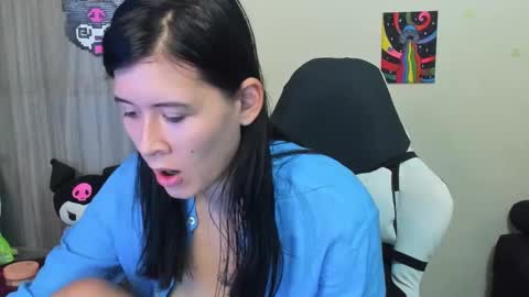 Stephany  independient model  online show from 5, 10, 2025