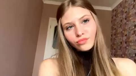Hannah online show from 4, 8, 2026