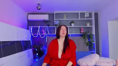 Stephie online show from 7, 5, 2026
