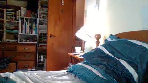 Ian23602 online show from 23, 9, 2025