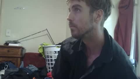 Snapshot of steveaussie chatting on 3, 2, 2025 Australian420 online show from 3, 2, 2025