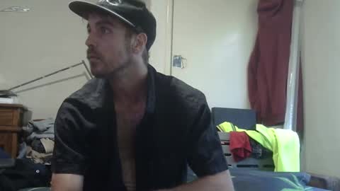 Snapshot of steveaussie chatting on 3, 2, 2025 Australian420 online show from 3, 2, 2025