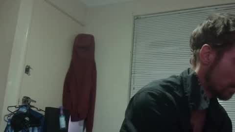 Snapshot of steveaussie chatting on 6, 2, 2025 Australian420 online show from 6, 2, 2025