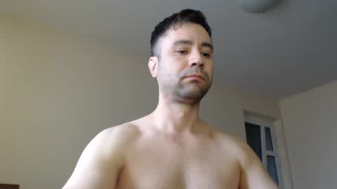 Snapshot of stevenbradley2017 chatting on 27, 12, 2024 Steven online show from 27, 12, 2024