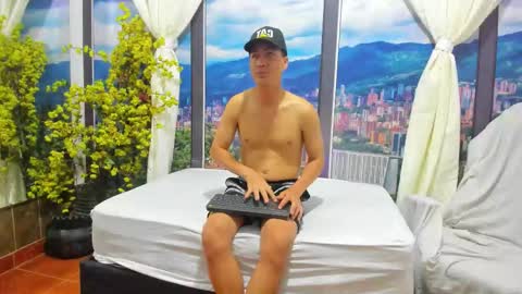 Snapshot of stevenhumps2 chatting on 17, 9, 2025 orian online show from 17, 9, 2025