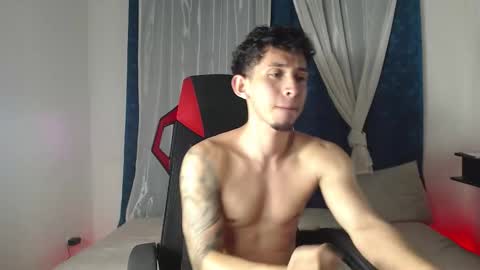 Snapshot of stevensex501 chatting on 5, 10, 2025 steven online show from 5, 10, 2025