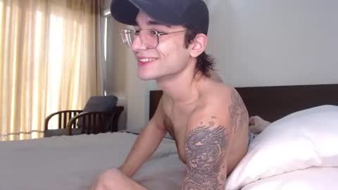 Snapshot of steveoceanbeanhuge chatting on 5, 2, 2025 Alex online show from 5, 2, 2025