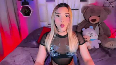 Steisee Reyes online show from 6, 5, 2026