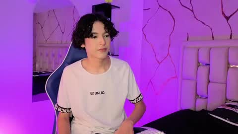 Sthepano  online show from 15, 5, 2026